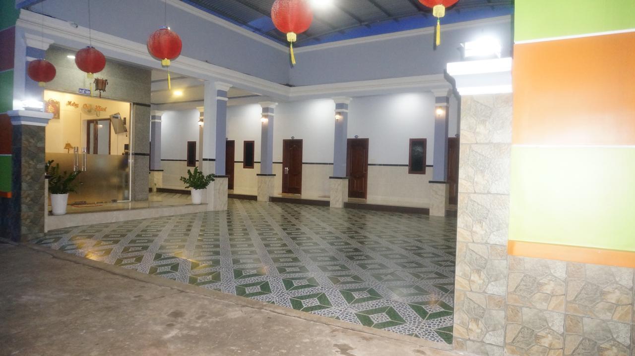 Motel Hoang Gia Long Khanh Exterior photo