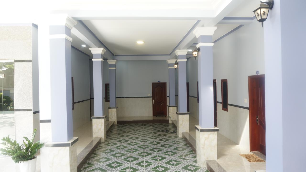 Motel Hoang Gia Long Khanh Exterior photo